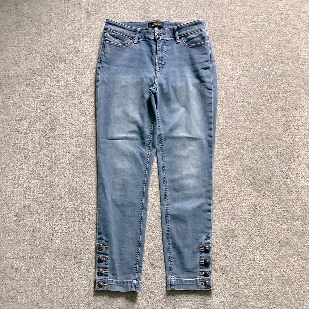 Talbots Flawless Five-Pocket Ankle Jeans with Anchor Button Accents Sz. 4